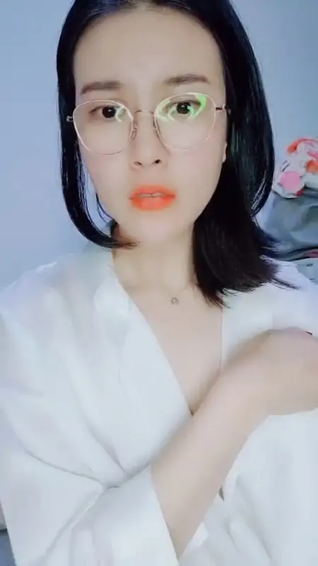 图片[3]-眼镜美女【粉筱筱】直播大秀 原版无水印14合集-主播合集社