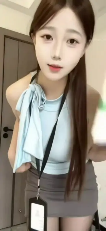 快手福利 丝袜熟女团队【爱运动的二姐 是花嫂子 汤圆可甜了 宝儿】揉奶裸舞 无内丝袜诱惑自慰52部合集-主播合集社