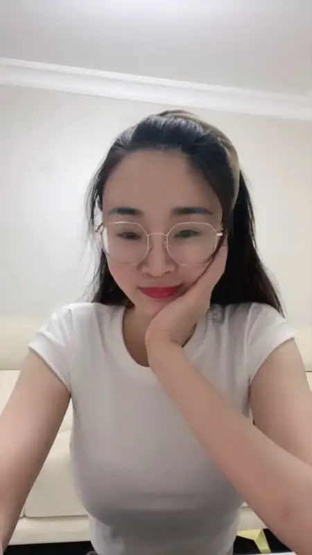气质少妇 【苏可可酱汁】多场无套+内射 丝袜足交 口爆(02.19-02.25)40部合集-主播合集社