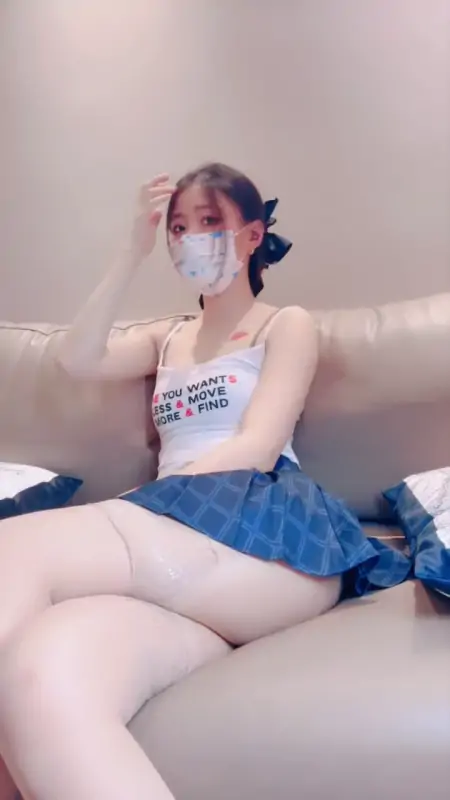 瑜伽翘臀女神【瑜伽甜甜酱】完美曲线 极品炮架 开档丝袜 跳蛋自慰 10部合集-主播合集社