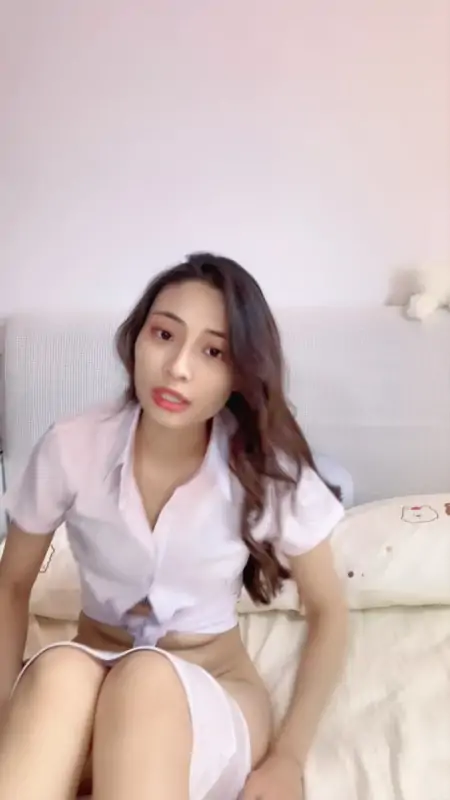 【极有深度的美女】P3超骚母狗人妻丝袜大长腿肥臀骑乘口爆足交大力抽插8月6-14 21部合集-主播合集社